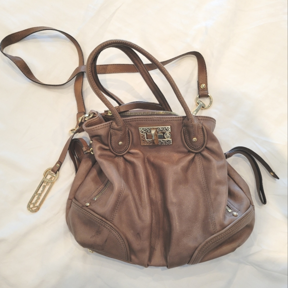 B Makowsky - Leather Satchel Handbag (beige)